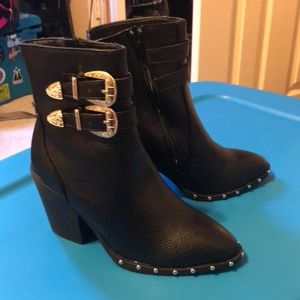 BRAND NEW! Black buckle booties, size 38.